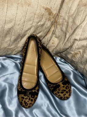 VANELi Leopard Print Calf Hair Ballet Flats Shoes